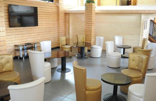 Hébergements le Camp d'Auneau - Les Marmottes - Foto 5