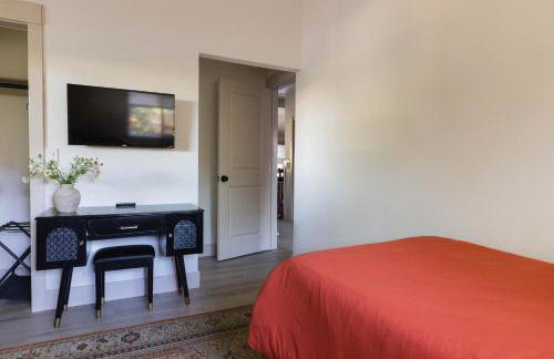 Comfy Home with Game Room & Back Yard - Kid Friendly - Foto 45