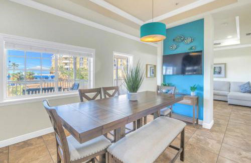 New! Remodeled, Pool-Side, 1-min to Beach Path! - Foto 10