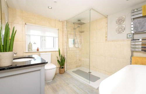 Beautiful 3 bedroom cottage in the heart of Looe - Foto 4