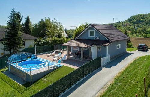 CVETKOVA HIŽA sa JACUZZIJEM - Foto 38