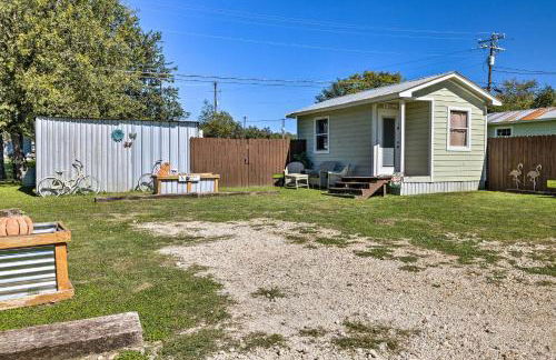 Flirty Flamingo' Studio: 1 Mi to Canyon Lake - Foto 50