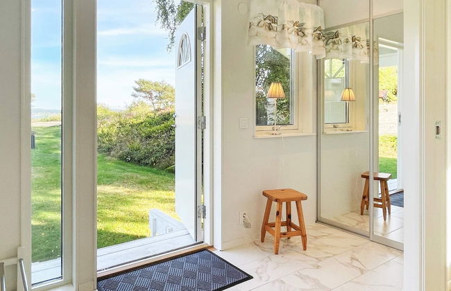 Magical Seaside Retreat on Tjorn-by Traum - Photo 22