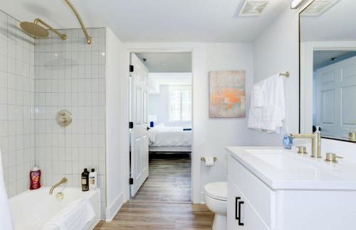 2BR Luxury Apartment Near DC & Airport - Foto 62