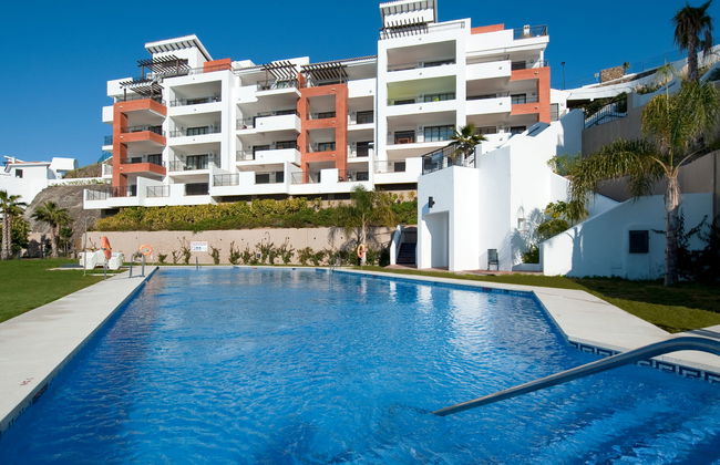 Lateral View - Photo 10