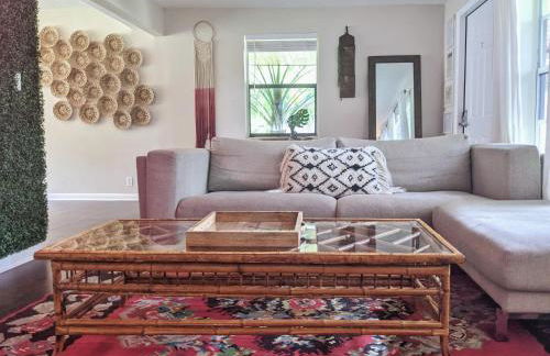 Flamingo Place - One block to Lauderdale Marine Center - 3 bedroom - 2 bath - King bed - Foto 1