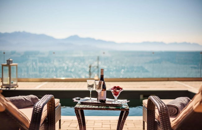 Seaside Summer Bliss - Aurora Luxury Pool Paradise - Foto 2