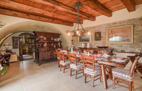 4 Bedroom Beautiful Home In Fivizzano - Foto 4