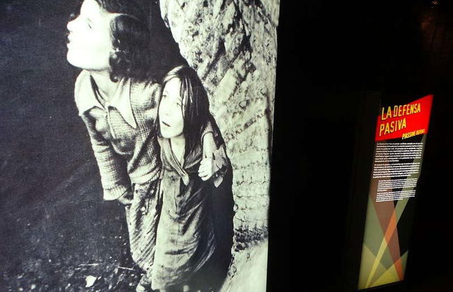 Entrada al Museo-Refugio de la Guerra Civil - Foto 4