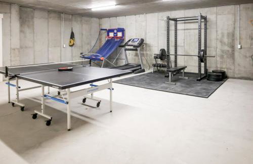 Midway Mtn Retreat | Hot Tub, Gym & 28+ Nights - Foto 31