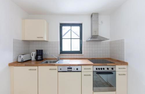 Spacious semi-detached house with wood stove located directly on the Rennsteig - Foto 41