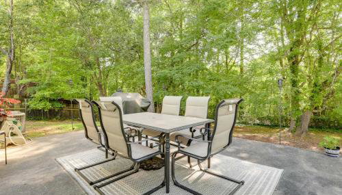 4 Mi to Stone Mountain Retreat with Office! - Foto 3