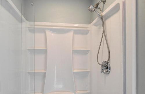 Waterfront Historical District Home Near River - Foto 14