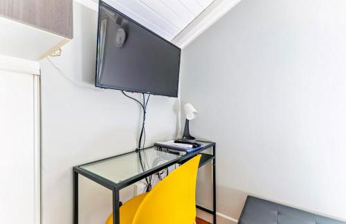 Charmant studio cosy climatisé et parking securisé à proximité du centre ville de lyon - Photo 4