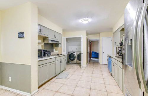 Big Yard • Patio + Grill • Pet Friendly - Foto 12