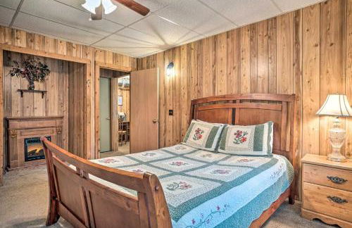 Hot Tub and Fire Pit Pet-Friendly Clayton Escape! - Foto 23