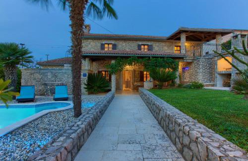 Rustic holiday house MAGDALEA with pool - Foto 32