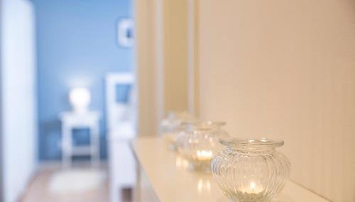 Moderne Wohnung im Grünen mit privatem Garten - Foto 2