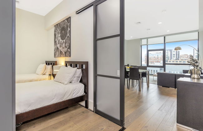 Dharma Home Suites Hoboken at Novia - Foto 10