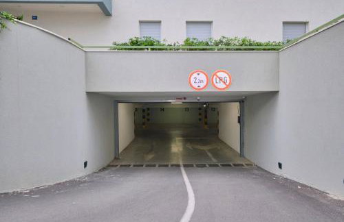 Splitful Apartment - Photo 12