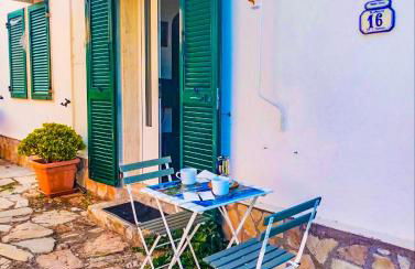 Casina Tecla - Foto 1