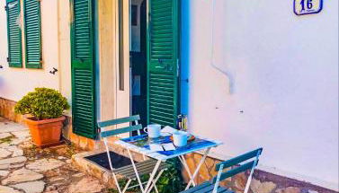 Casina Tecla - Foto 1