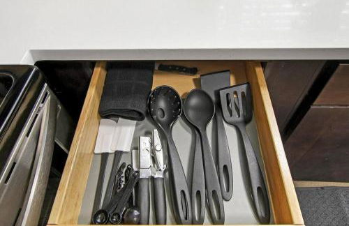 Fascinating 1BR Apartment close to Leisure Center - Davis GDN - Foto 9