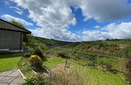 The Crest Hillside Retreat With Hot Tub - Foto 11