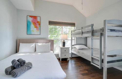 3-BD 2-BA Northern Dallas Retreat Hot Tub and BBQ - Photo 30