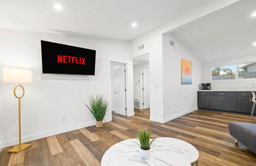 Dog-Friendly House with Hot Tub, AC, Game Room - Photo 49