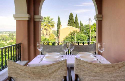 The Red Bougainvillea Apartments - Foto 39