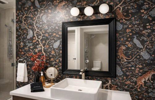 Private Oasis with Spacious Backyard - Foto 15