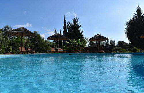 A country house near the beach - Photo 1