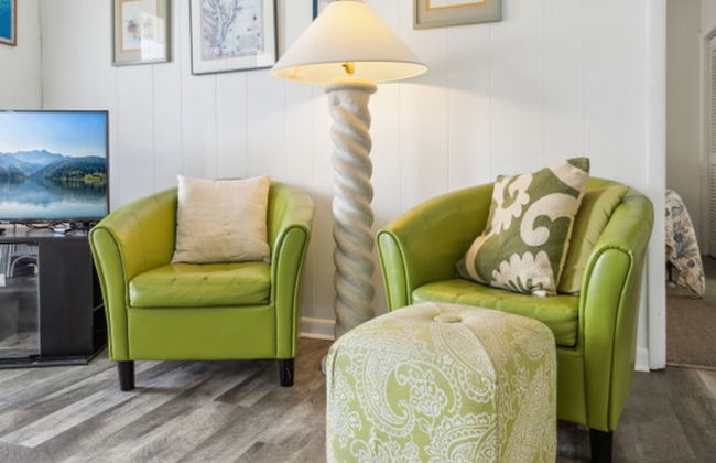 Retro Turtle Reef Condo 1 Block From Beach w Pool - Foto 30