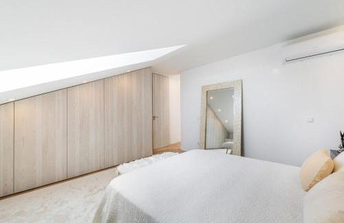 Riverside duplex by the sea with pool and balcony - Foto 14