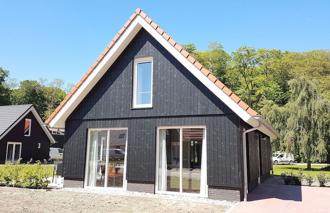 Modern Villa With Garden - Foto 1