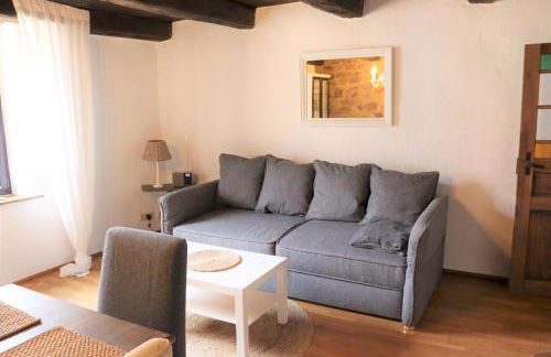 Fereinwohnnung, Ferienhaus, Bauernhaus - 2 kostelnlose Parkplätze - Wifi - schöner Innenhof - 5min bis Saarlouis Innenstadt - Foto 6