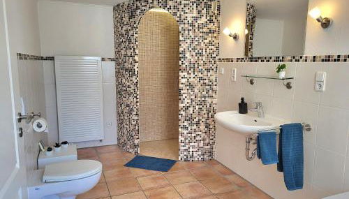 105 qm Whg mit gehobener Ausstattung in Homberg Ohm - Foto 2