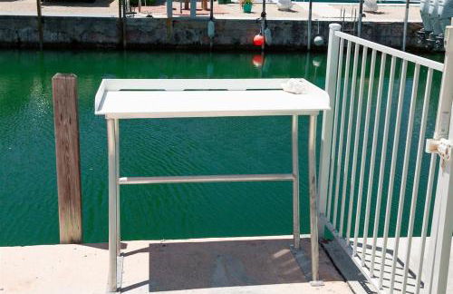 Sea Glass Dreams - Waterfront Pool Home, Mini Golf, Game Room, 110' Dock - Foto 39