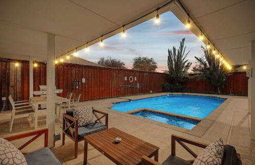 Best of Allen at Fountain Park - 5BD-2BA with Pool - Foto 39