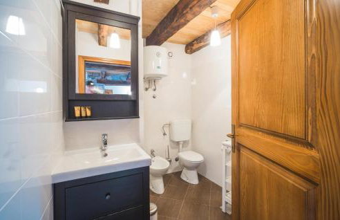 Lovely Apartment In Oprtalj With Wifi - Foto 9