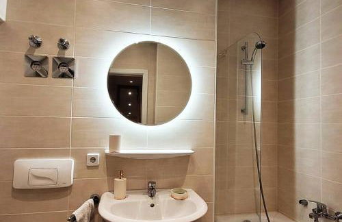 Design Altbauwohnung mit Balkon und Parkplatz - Foto 12