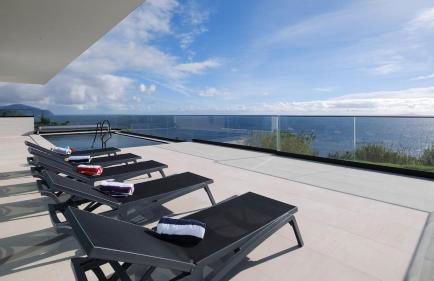 Ocean Pearl - Deluxe OceanView Heated Pool - Photo 3