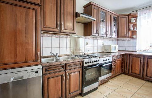 Stunning Apartment In Gowidlino - Foto 7