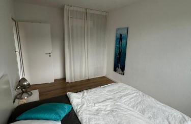 Stylish 2-room apartment with balcony & great location - Photo 5