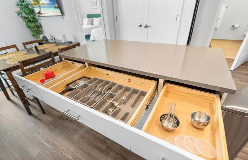 Jersey City's Best Enjoy Our Deluxe 1 Bedroom Condo Only 25 Minutes to NYC - Foto 54