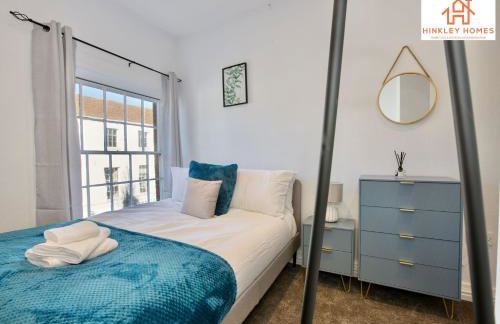 Spacious Apartment In The Centre Of Bridgwater Ideal for Contractors & Group Stays By Hinkley Homes Short Lets & Serviced Accommodation - Foto 36