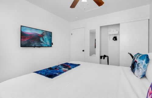 8BR 5BA SuperHero Retreat-King Beds, BBQ, Hammock, Firepit, MiniGolf, WorkSpace - Foto 17