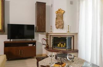 Luxury Dafnis House - Photo 18