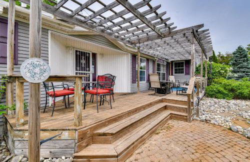 The Country House - Kalkaska Retreat with Fire Pit - Foto 2